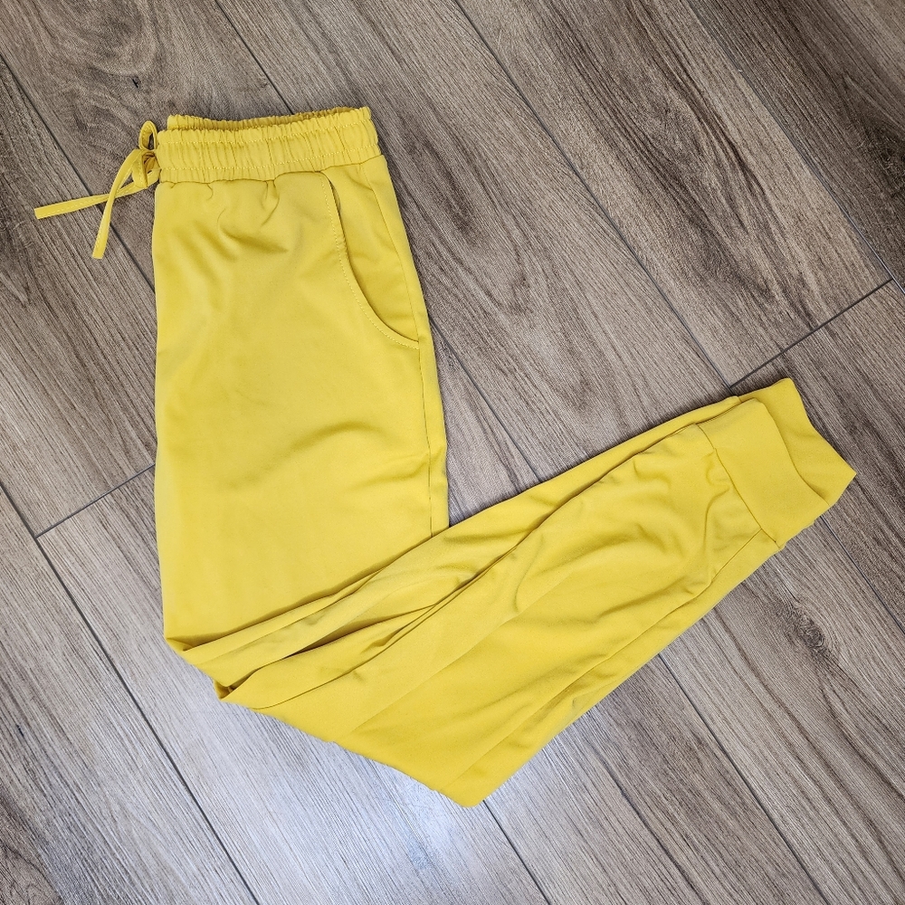 Capella Drawstring Jogger style pants, size Large